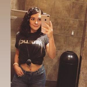 Meet your Posher, Katelynn